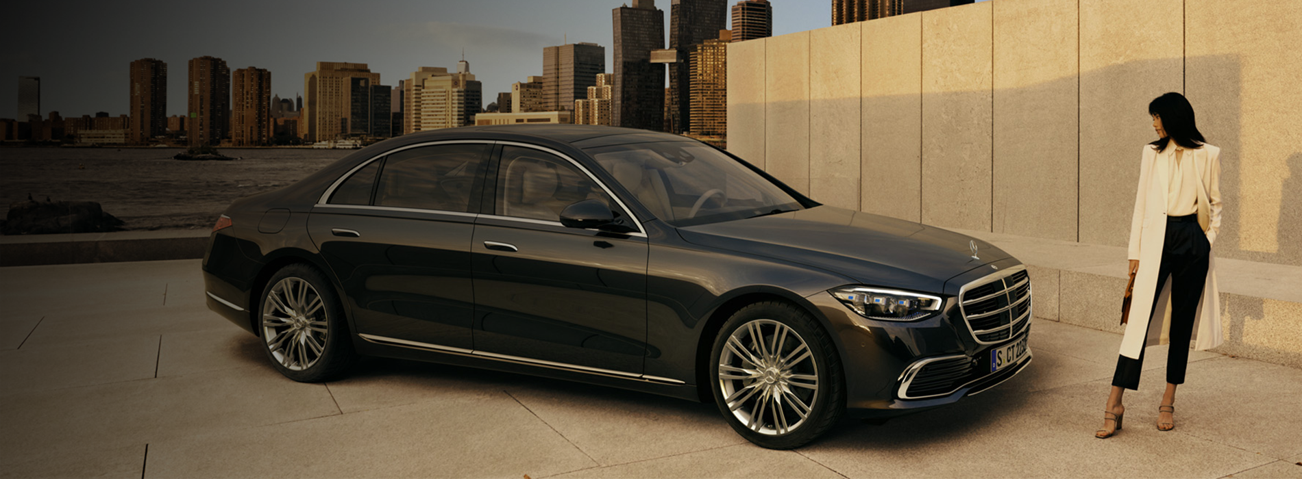 https://automotive-api.s3.us-east-2.amazonaws.com/5f89e0343cd46f00179af577/4bc4a2c1-31f0-4586-b99f-58b90e277b3d/b90fe8a2-dbd3-48ba-af5b-6192d5cf7e61_Clase-S-DW-1900x700pxx.png