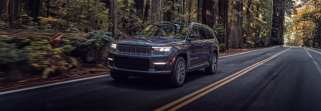 https://automotive-api.s3.us-east-2.amazonaws.com/605cdc7dce7e73001566e935/af8e2964-abb9-4042-b5b5-dbe64e1623d1/banner_cherokee.jpg
