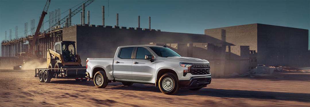 https://automotive-api.s3.us-east-2.amazonaws.com/62792f61cba0f08fdf8f5d3d/77560f17-d13d-4914-8f7e-260e9ff2bc98/banner_silverado.jpg